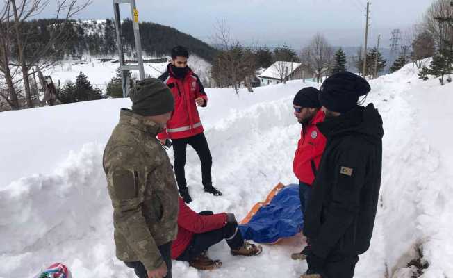Tamir için gitti, donmaktan UMKE kurtardı