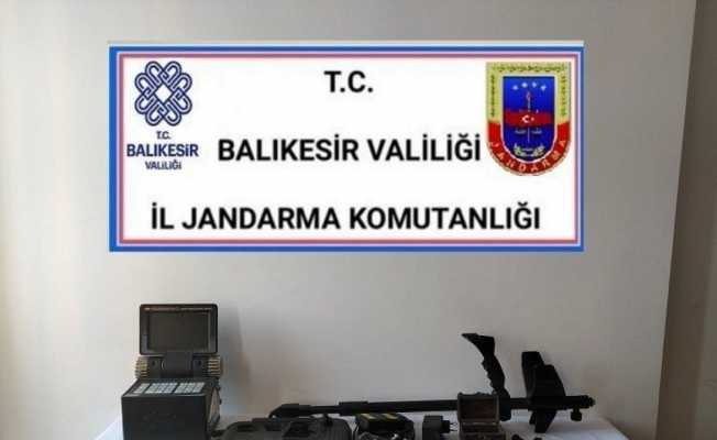 Tarihi eser kaçakçılarına jandarmadan operasyon