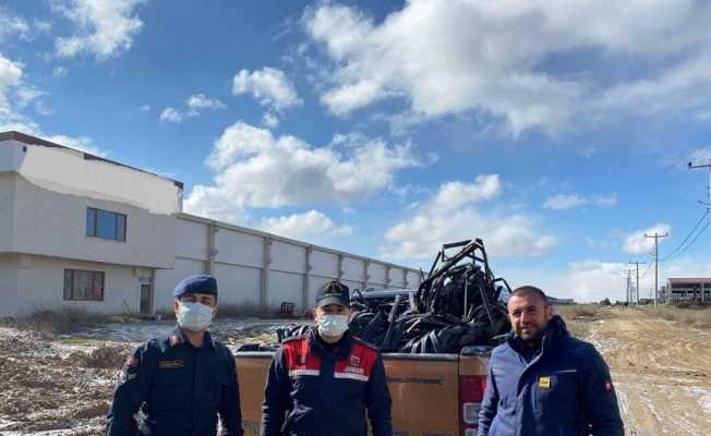 Tarladan çalınan sulama boruları bulunarak sahibine teslim edildi, 3 kişi yakalandı