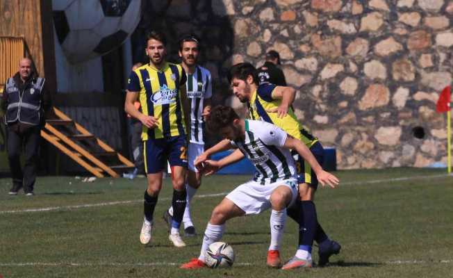TFF 3. Lig: Belediye Derincespor: 2 - Büyükçekmece Tepecikspor: 2