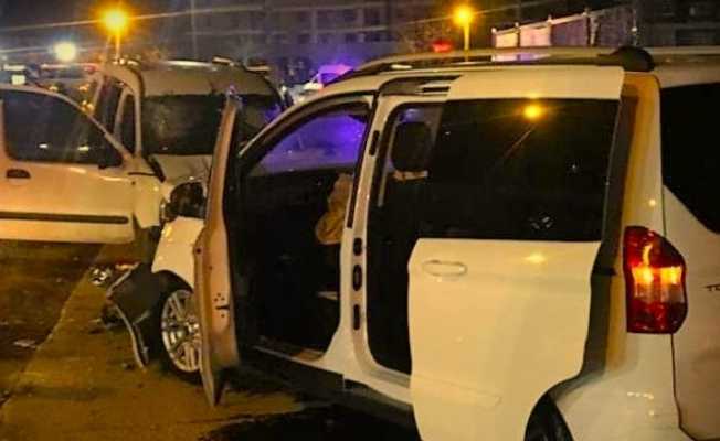 Trafik kazasında yaralanan 19 yaşındaki genç kız yaşamam tutunamadı