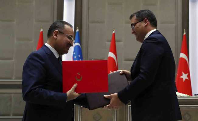 Türkiye-Özbekistan arasında 10 anlaşma imzalandı