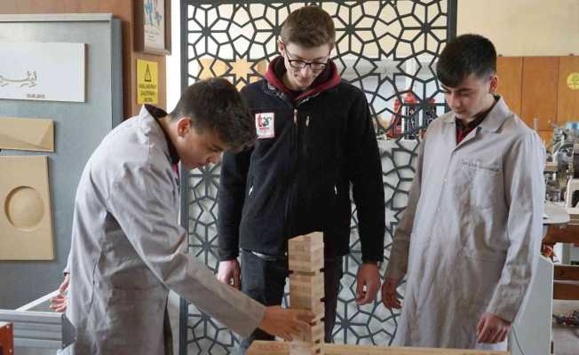 Türkiye’nin ve dünyanın ahşap oyuncakları bu okulda üretilecek