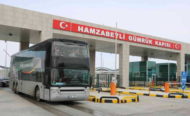 Ukrayna’dan gelen Azeriler: “İki devlet bir millet, ne mutlu Türküm diye”