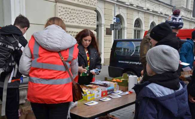 Ukrayna’dan Polonya’ya 500 binden fazla mülteci sığındı