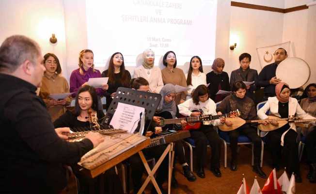 Uluslararası öğrenciler Çanakkale Zaferi’ni şiir ve türkülerle kutladı