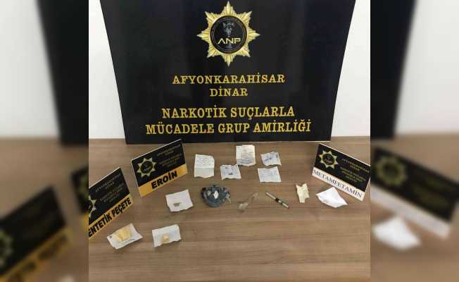 Uyuşturucu satıcısı üzerinde isim ve para listesinin bulunduğu çizelgeyle yakalandı