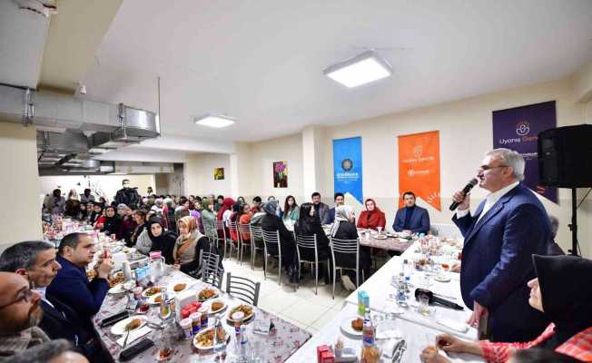Vali Karaloğlu: “Kırsalda oturan ailelerin kızları için pozitif ayrımcılık yaptık”