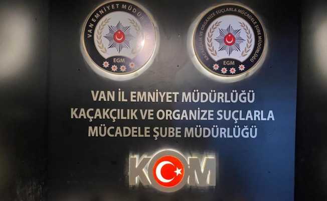 Van’da gümrük kaçakçılığı operasyonu