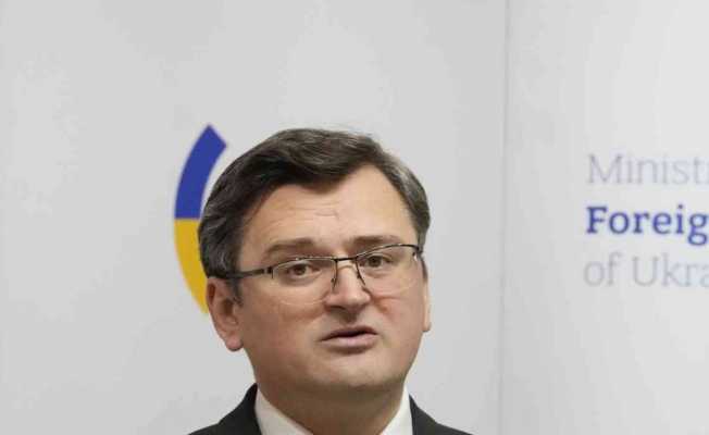 Yaklaşık 20 bin kişi Rusya’ya karşı savaşmak için Ukrayna’ya başvuru yaptı