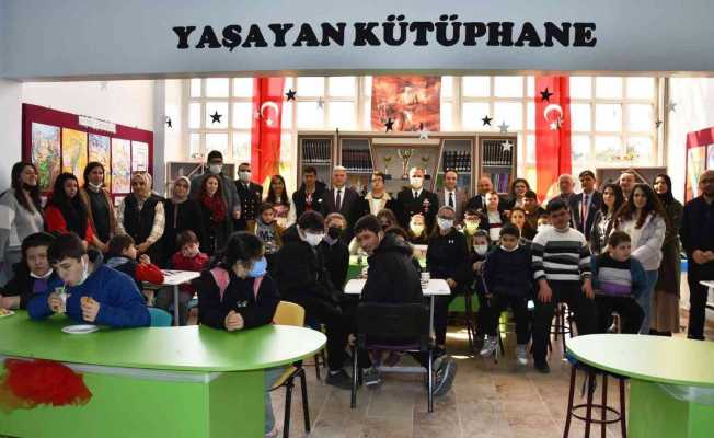 “Yaşayan Kütüphane” törenle açıldı