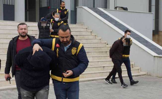 Yaşlı kadına kabusu yaşatan şüpheliler yakalandı