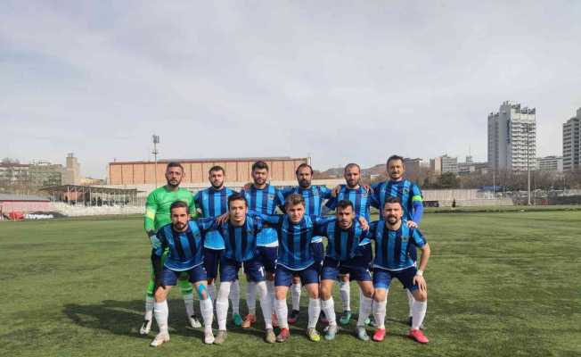 Yenimahalle play-off’un ilk maçından galip ayrıldı