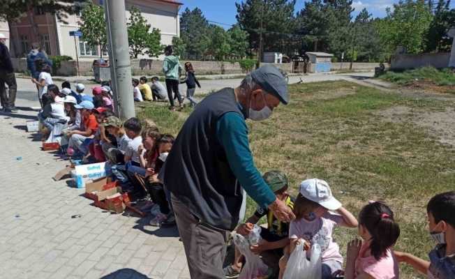 Yıllardır süregelen kandil geleneği