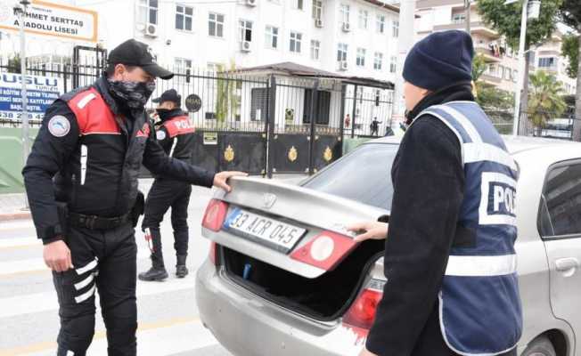 Yurt genelinde çocuk ve gençlerin korunmasına yönelik “trafik uygulaması” yapıldı
