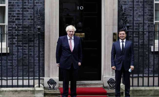 Zelenskiy, NATO Zirvesi öncesi Johnson’dan Ukrayna’ya destek için güvence aldı