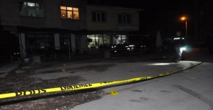 Afyon'da Kahvehanedeki Silahlı Kavgada 3 Kişi Yaralandı