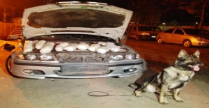 Aksaray'da Otomobilin zulasından 15 kilo esrar çıktı