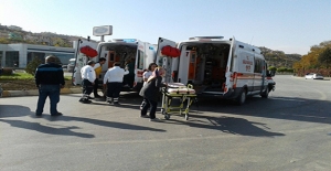 Bebeği ambulans uçağa götüren 112 ekibi kaza yaptı: 6 yaralı