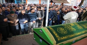 Bursa'da 6 kurşunla vurularak öldürülen adam defnedildi