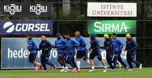 Fenerbahçe derbi hazırlıklarına devam ediyor