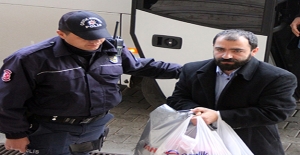 Malatya'da FETÖ’den gözaltına alınan şüpheliler adliyede