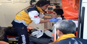 Malatya'da Öğrenci servisi TIR’a çarptı: 18 yaralı