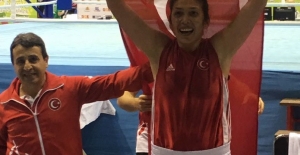 Milli boksör Elif Güneri Avrupa şampiyonu oldu