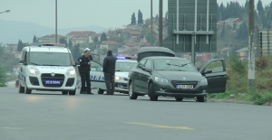 TEM otoyolunda ikiz plakalı araç alarmı