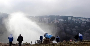 Uludağ’a Mevsiminden Önce Kar Yağdırdılar