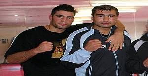 Dünyaca ünlü boksör Manuel Charr İstanbul'a yerleşiyor