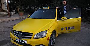 100 bin TL'lik lüks otomobilini taksiye çevirdi