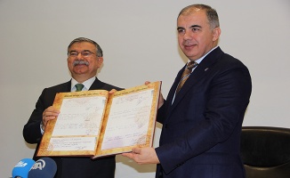 Bakan Yılmaz’dan partili cumhurbaşkanlığına ABD ve İnönü örneği