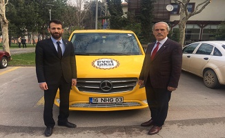 Başkan Altepe, "Evet Taksi" ile yollarda