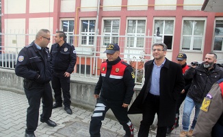 HDP Van Milletvekili Adem Geveri, kaldığı otelde gözaltına alındı