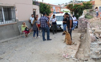 Tadilat yapılan evin kömürlüğünden havan mermisi çıktı