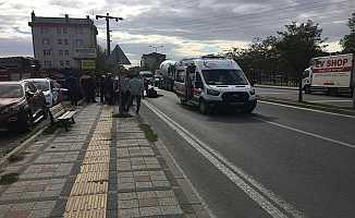 Tekirdağ'da Motosiklet Kamyona Çarptı: 2 Yaralı