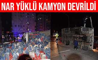 Antalya Kumluca'da Nar Yüklü Kamyon Devrildi: 4 Yaralı