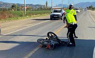 İzmir'de Hafriyat Kamyonuna Çarpan Motsiklet Sürücüsü Öldü