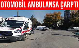 Kütahya'da Otomobil Ambulansa Çarptı: 4 Yaralı