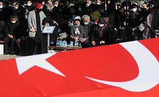 Şehit trafik polisi için Trabzon'da tören düzenlendi