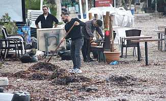 Bodrum'da fırtına sonrası temizlik yapıldı