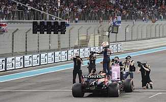 Formula 1’de şampiyon Max Verstappen oldu