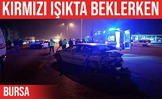 İnegöl'de Trafik Kazası: 6 Yaralı