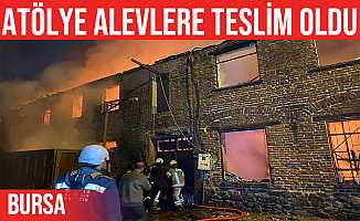 Bursa'da mobilya atölyesinde yangın çıktı