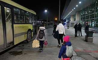 Bursa Otogar'ında kalan yolcular KYK yurtlarına yerleştirildi