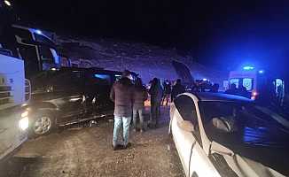 Kastamonu'da 8 araç birbirine girdi: 9 yaralı