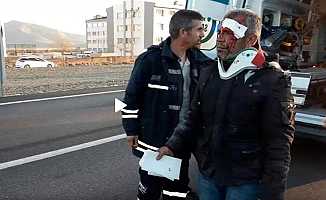 Yüzü gözü kanlar içinde çarpan aracı sordu