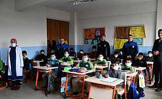 Altınova Belediyesi’nden öğrencilere "Bilinçli Tüketici" eğitimi