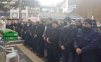 İnegöl'de arkadaşına yardım ederken ölen genç defnedildi